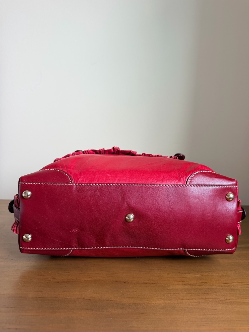 Gucci Sabrina Ruffle Leather Shoulder Bag - Picture 4 of 12